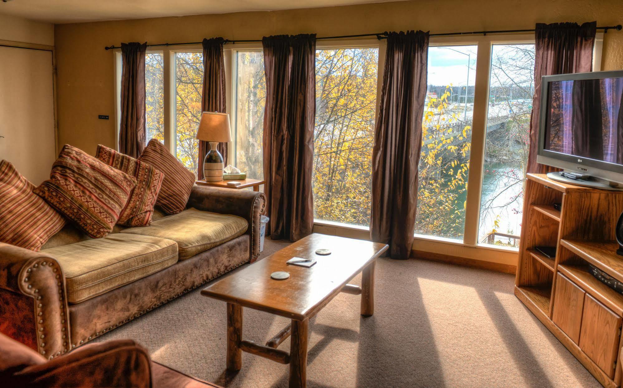 Kenai River Lodge ソルドトナ エクステリア 写真